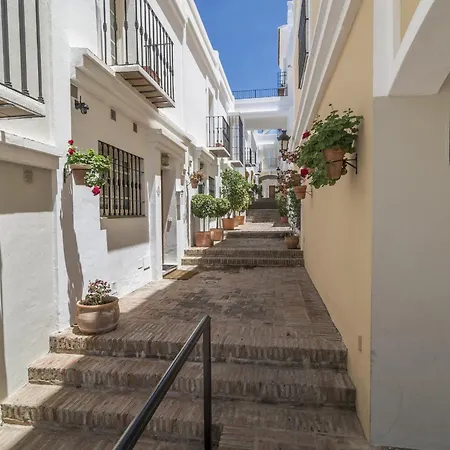 Apartment Ap169- Comfortable 2 Bedroom Marbella