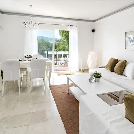 Apartment Ap169- Comfortable 2 Bedroom Marbella