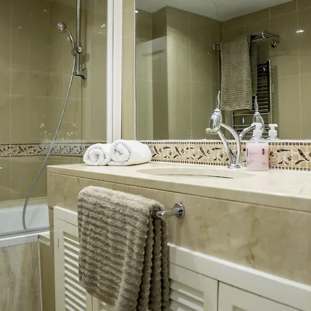 Ap169- Comfortable 2 Bedroom Apartment Marbella