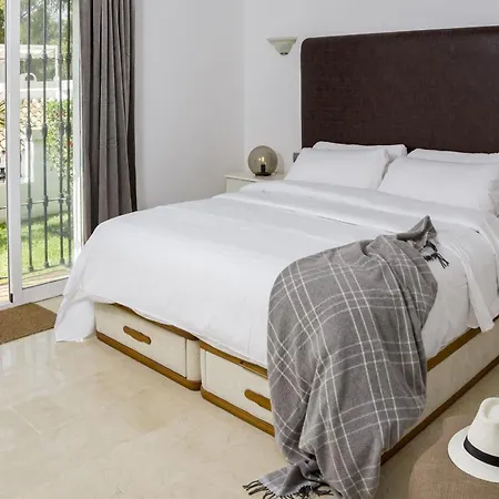 Ap169- Comfortable 2 Bedroom Apartment